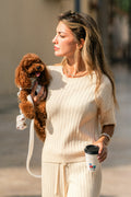 Beigefarbener Langarmpullover mit Rundhalsausschnitt
