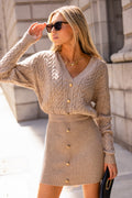 Beiges V-Ausschnitt Mini-Strickkleid