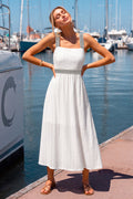Weißes Maxi-Sommerkleid mit eckigem Ausschnitt und Lochstickerei