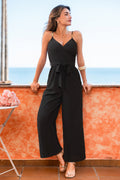 Schwarzer Jumpsuit in Wickeloptik