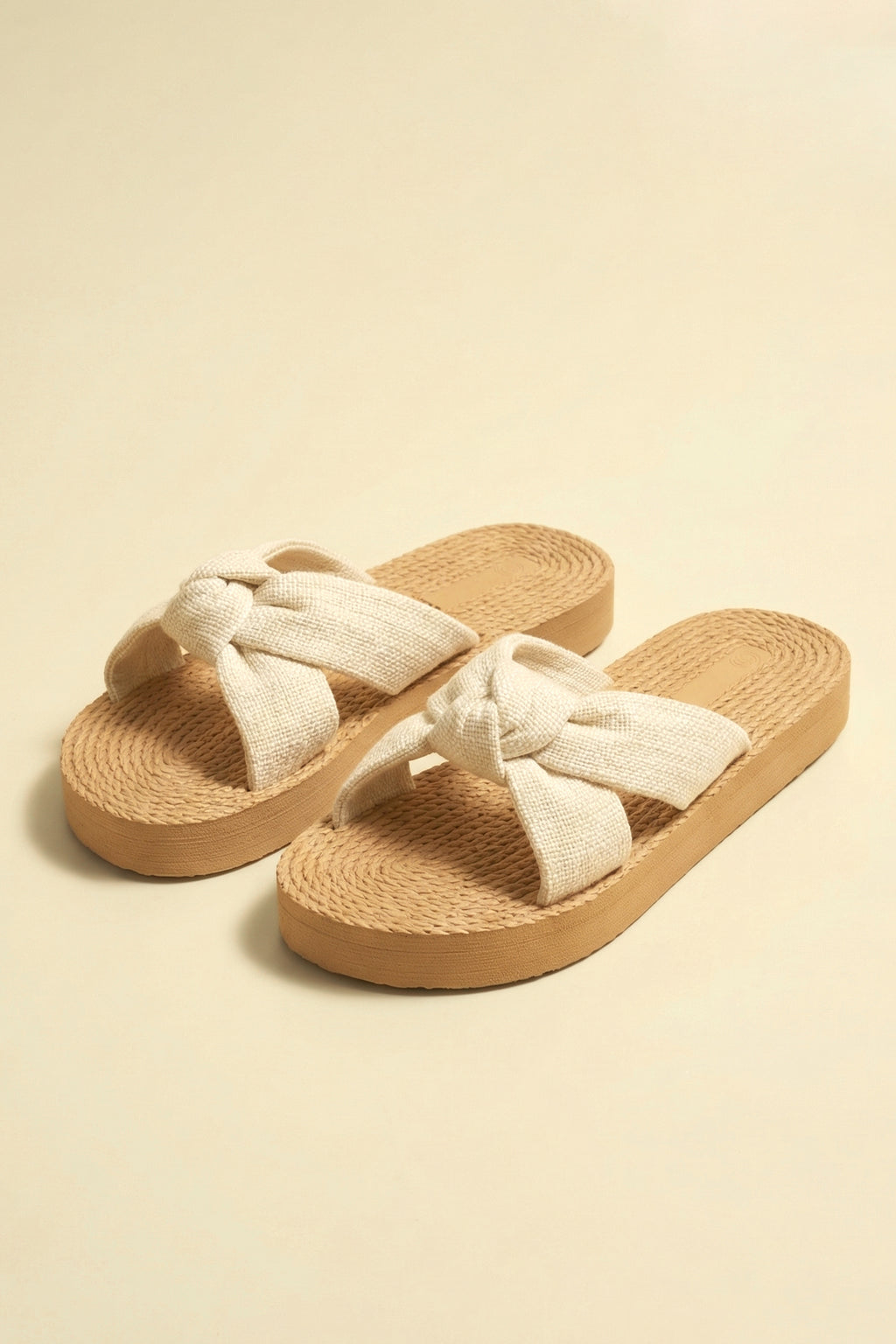 Neutrale Knoten-Riemen Plateau-Sandalen