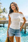 Weißes Strand-Top mit asymmetrischem Ausschnitt