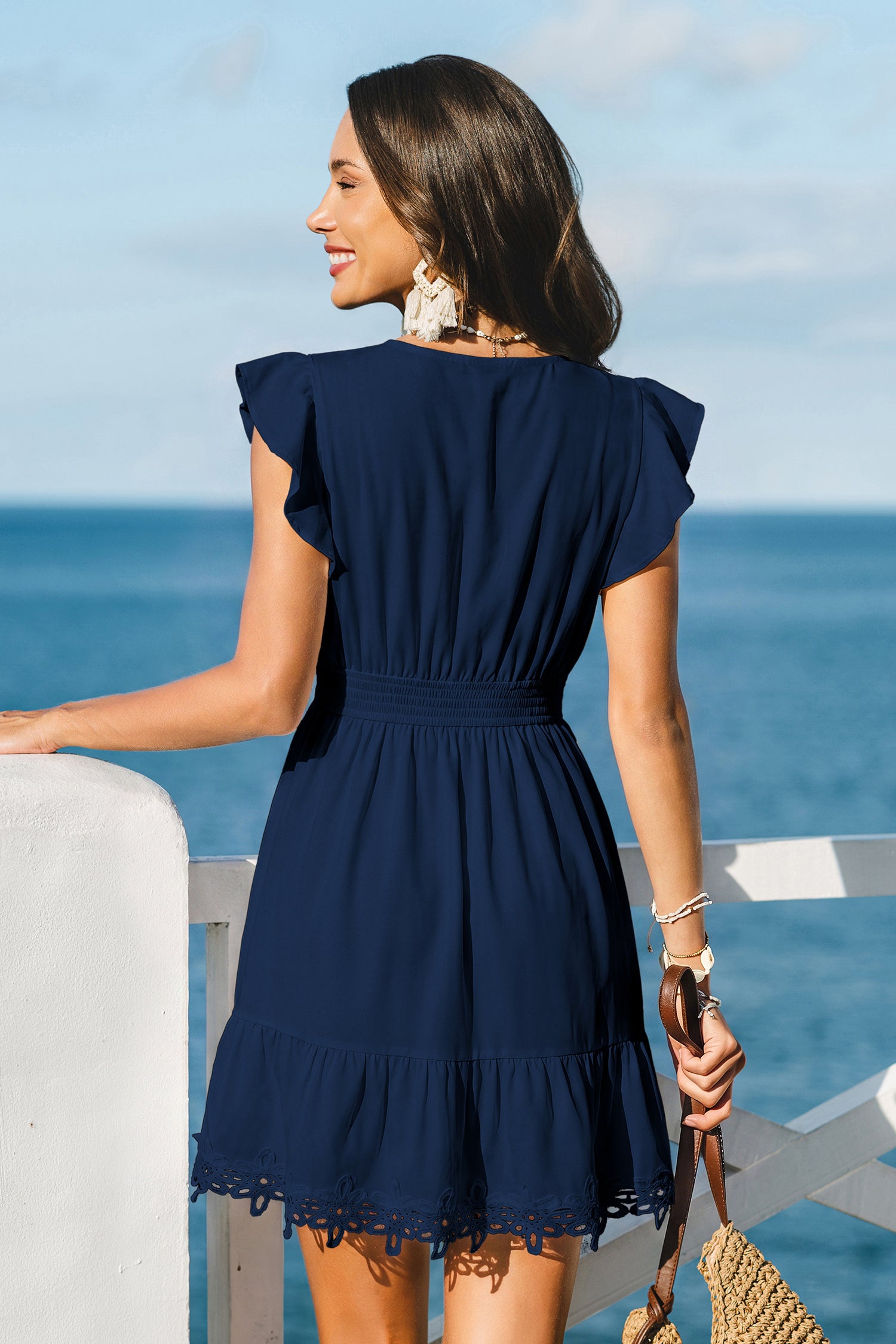 Marineblaues Kurzarm V-Ausschnitt Mini-Strandkleid mit Spitze