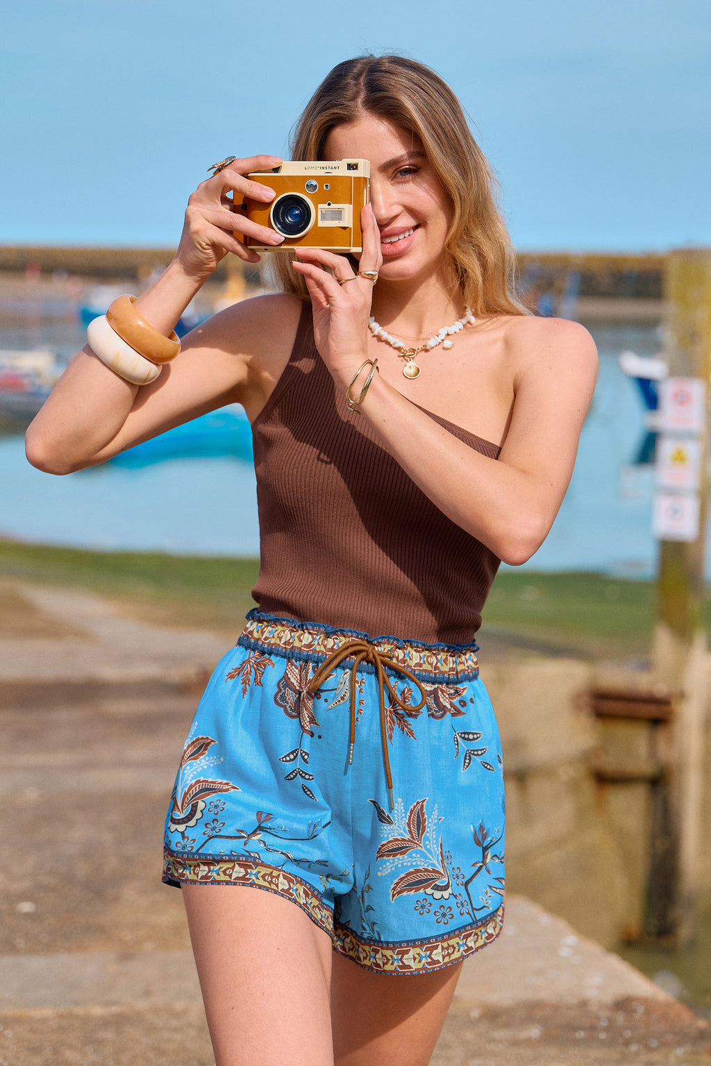 Blau Tropische Shorts