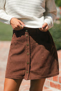 Brauner Cord-Minirock mit Knopfleiste
