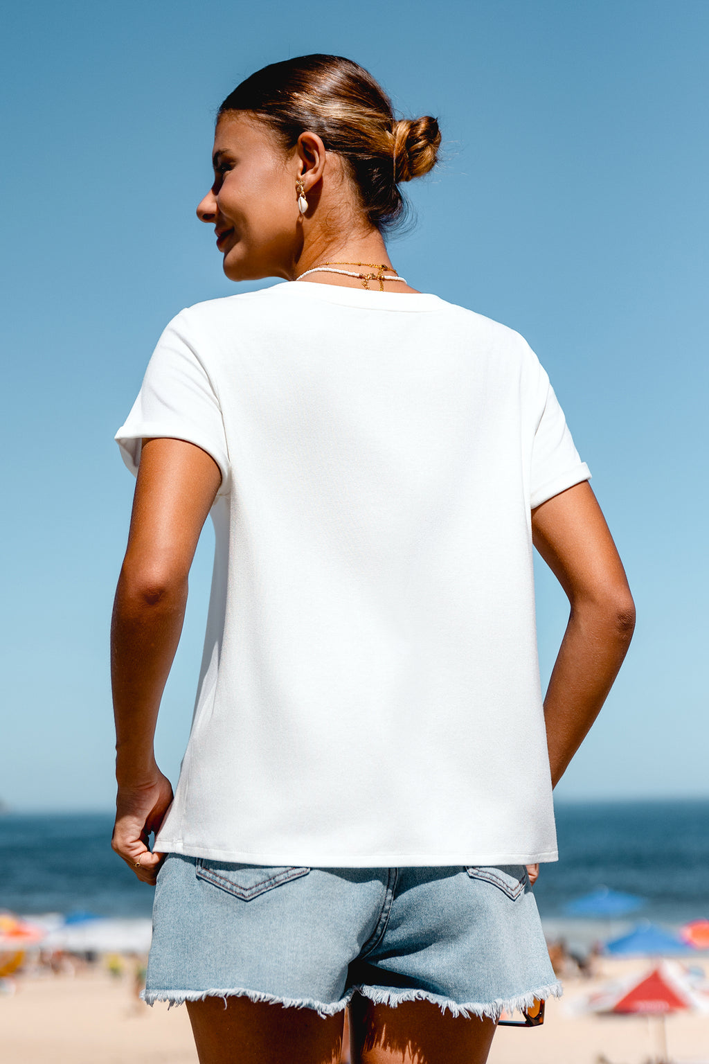Weißes Kurzarmshirt mit Rundhals