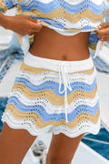 Blau Gestreifte Strick-Strandshorts mit Bogensaum