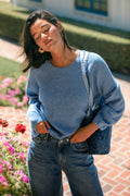 Blauer Langarmpullover mit Rundhalsausschnitt
