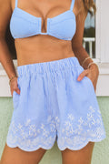 Blau-Weiße Shorts mit Gummizug und Bogensaum