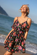Geblümtes luftiges Mini-Strandkleid