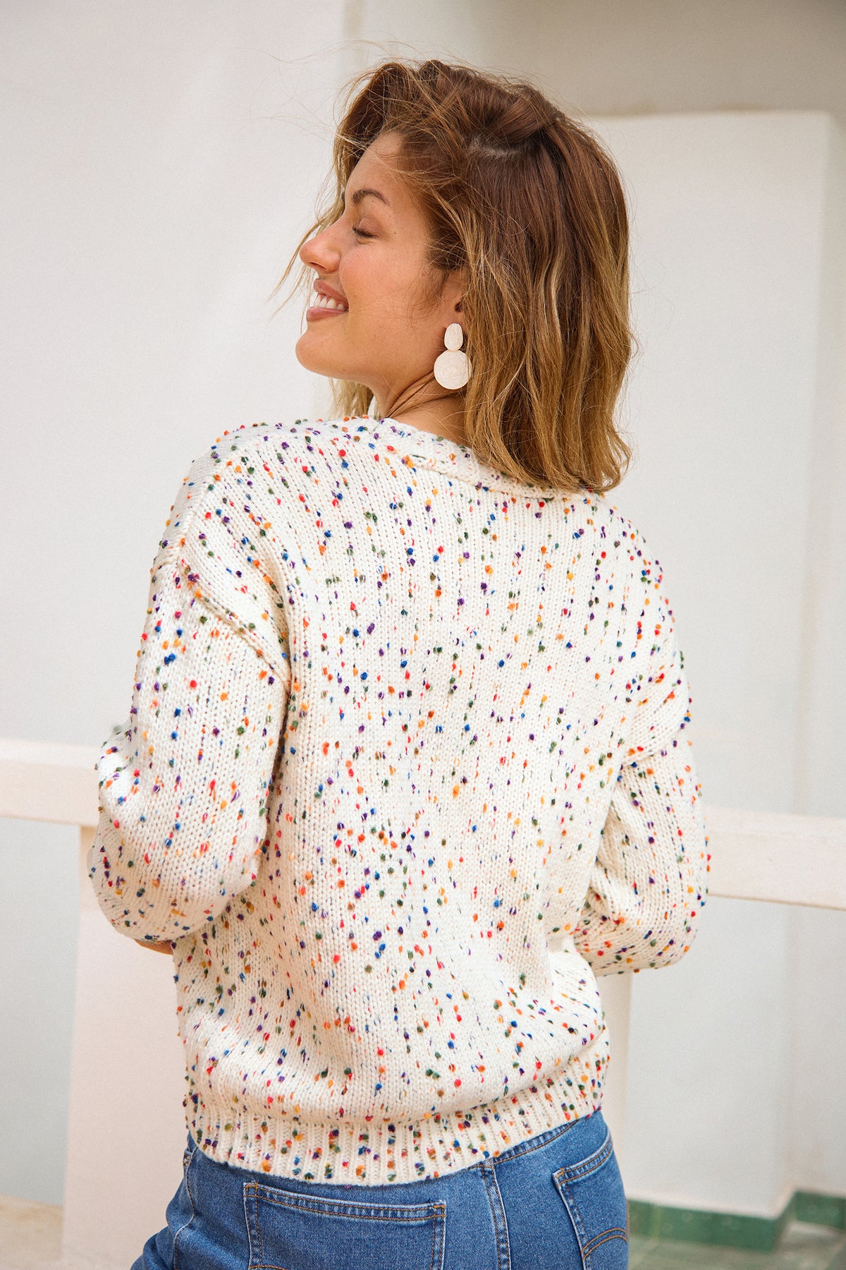 Strickjacke mit Sprenkelmuster
