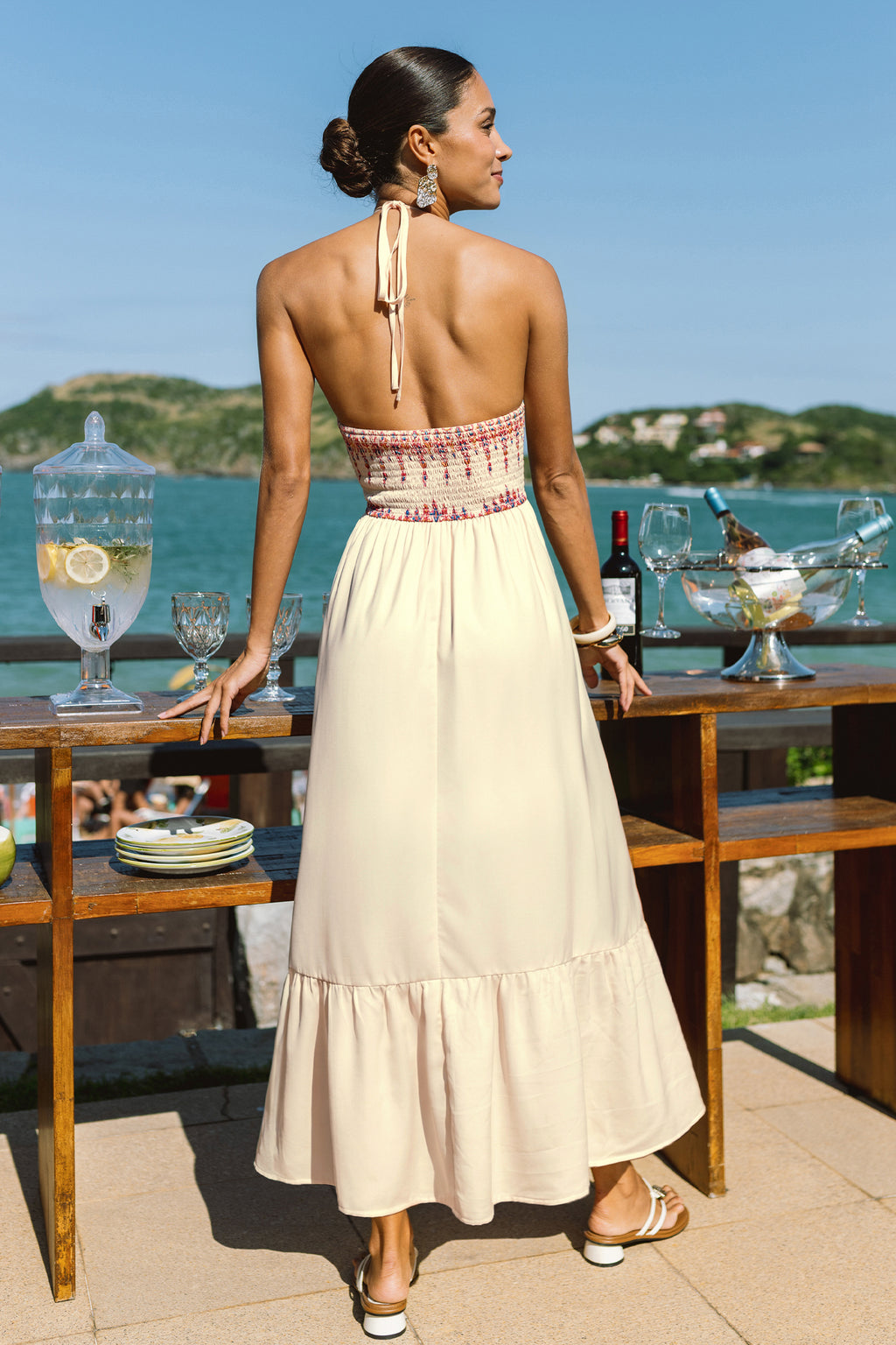 Maxikleid mit hohem Ausschnitt und Ornament-Muster