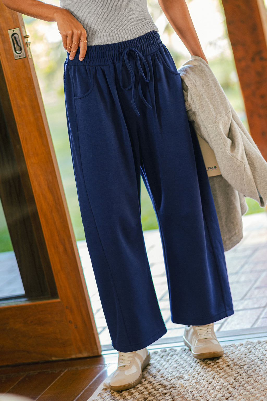 Blaue Barrel-Leg-Hose mit elastischem Bund