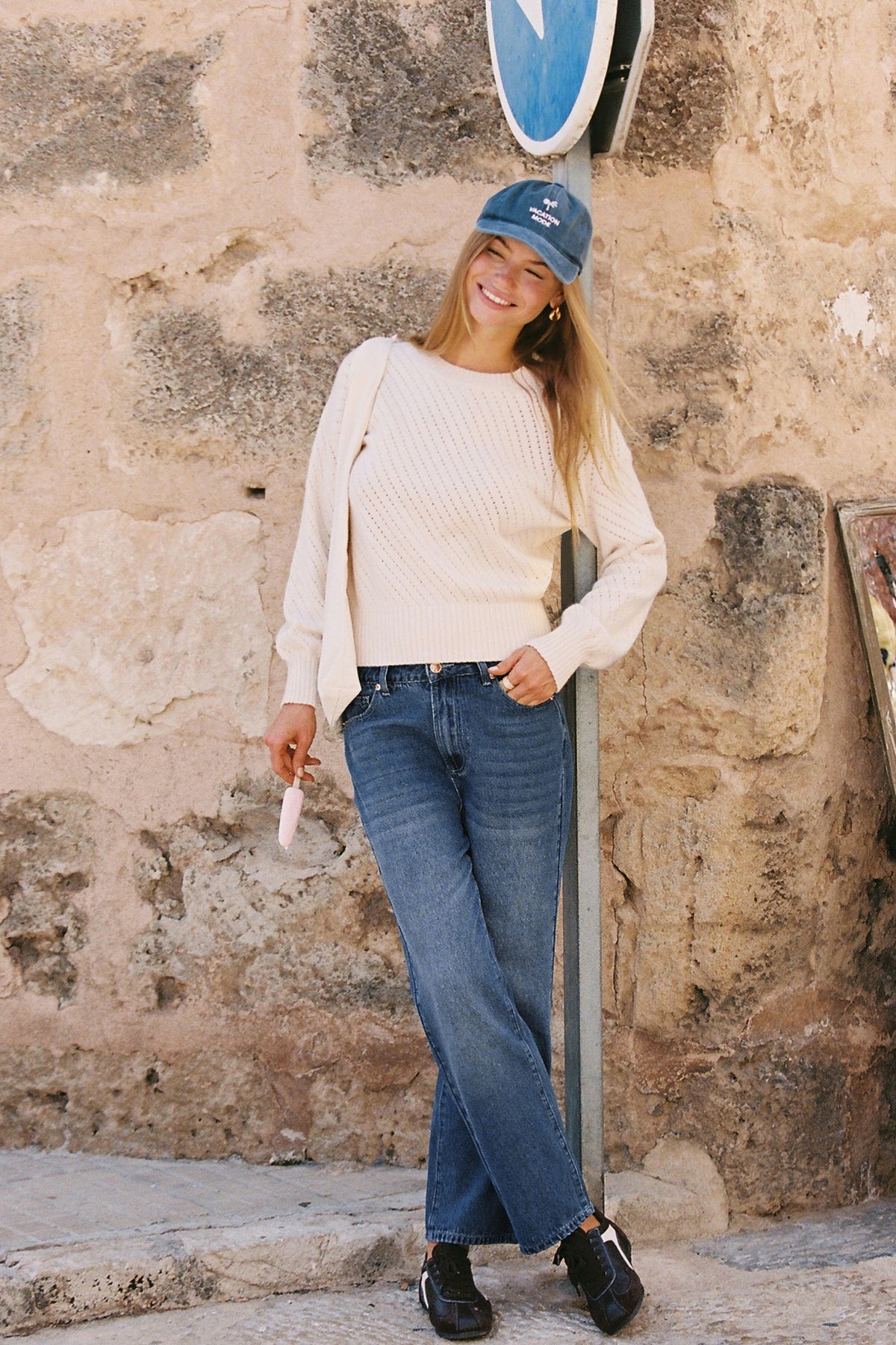Blaue Jeanshose mit geradem Bein