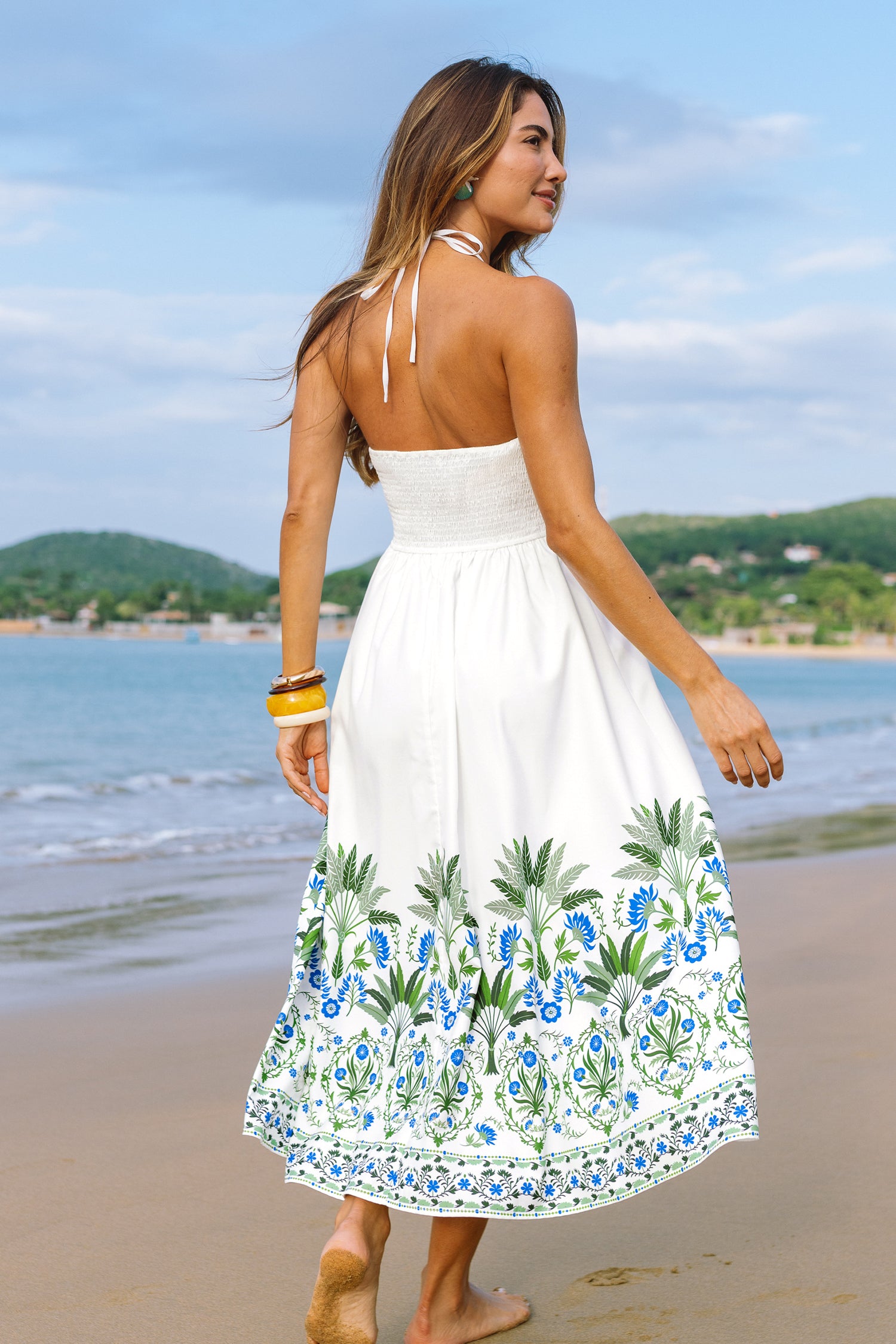 Weiß geblümtes Midi-Neckholder-Abendkleid