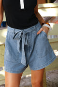 Blaue Jeansshorts mit Taillenband