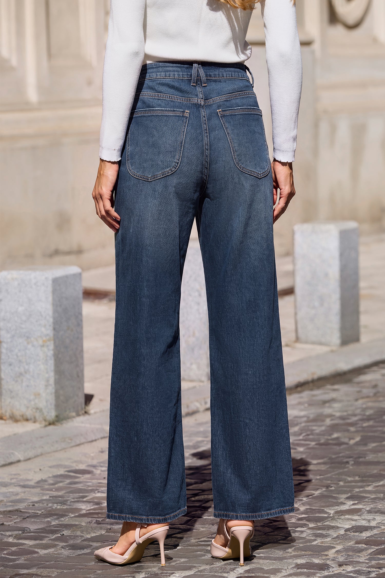 Blaue Ultra-High-Waist Jeanshose mit weitem Bein und Taschen