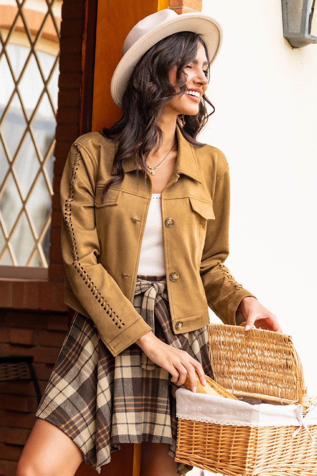 Braune Jacke in Wildlederoptik
