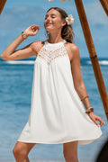 Weißes Ärmelloses Mini-Strandkleid mit Lochstickerei