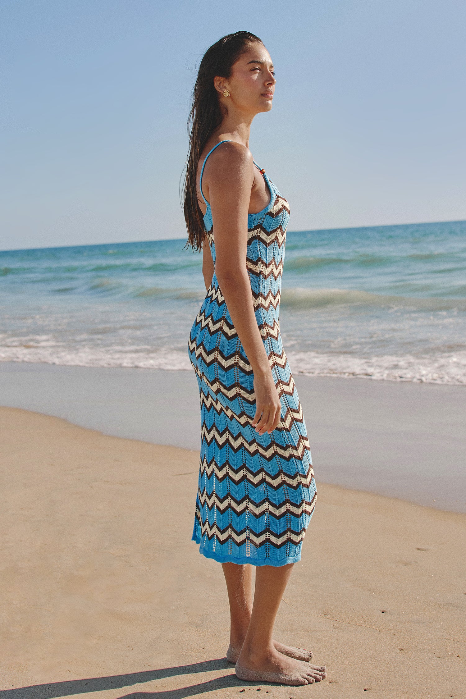 Blau Gestreiftes Midi-Strick-Strandkleid mit U-Ausschnitt