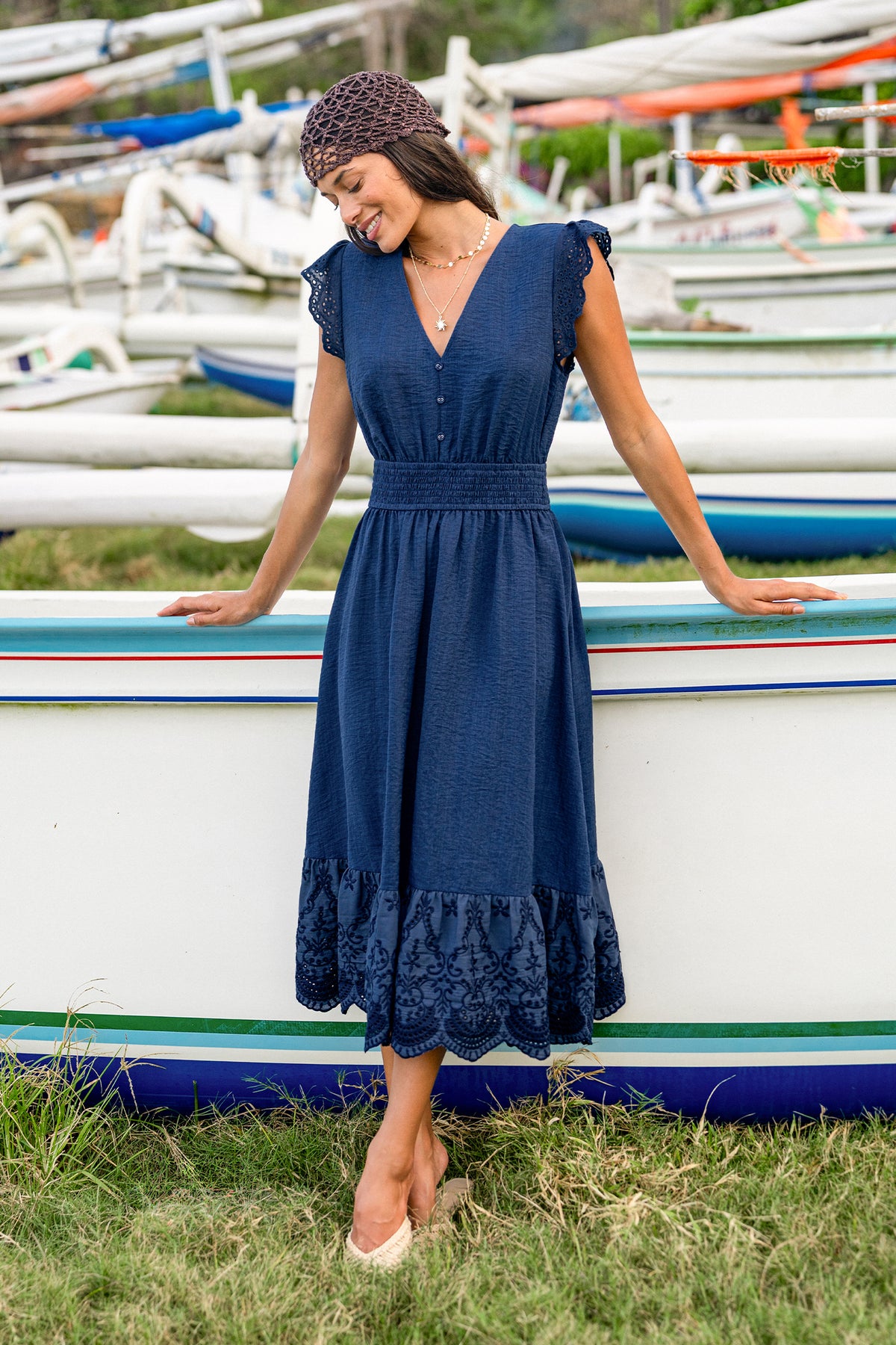 Marineblaues V-Ausschnitt Midikleid