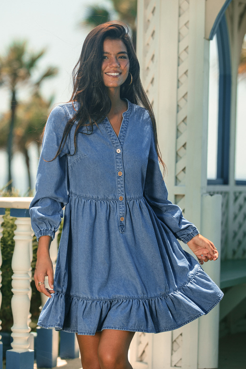 Blaues Langarm Mini-Jeanskleid