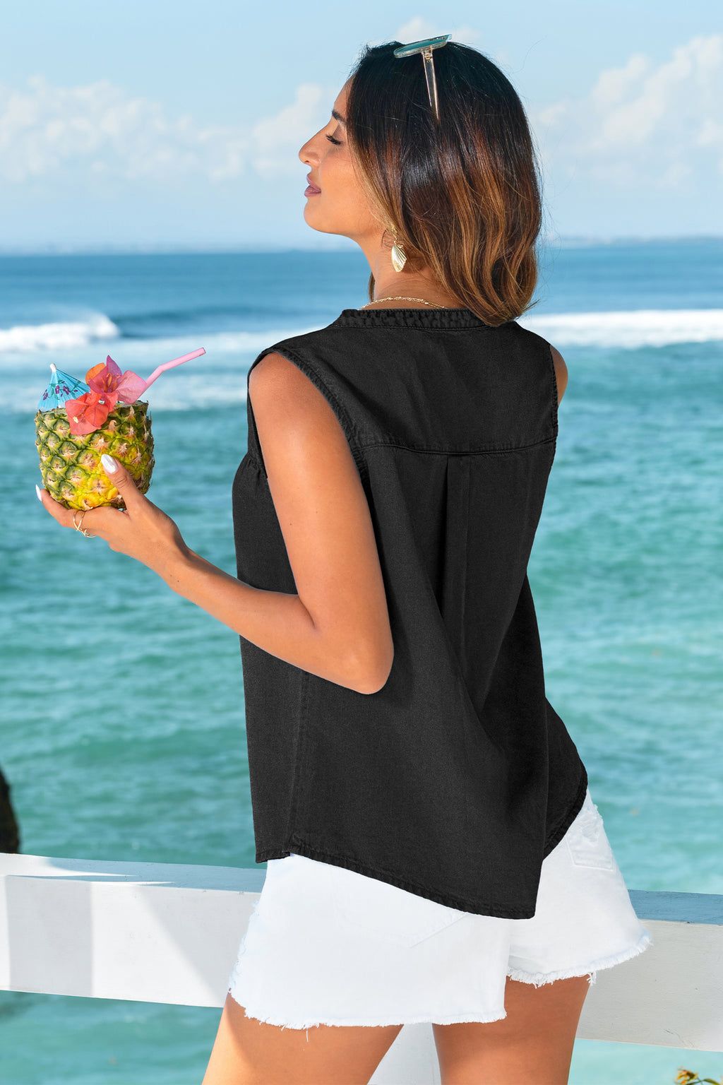 Schwarzes Ärmelloses Denim-Top