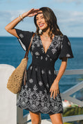 Schwarz Geblümtes Kurzarm Tiefer Ausschnitt Mini-Strandkleid