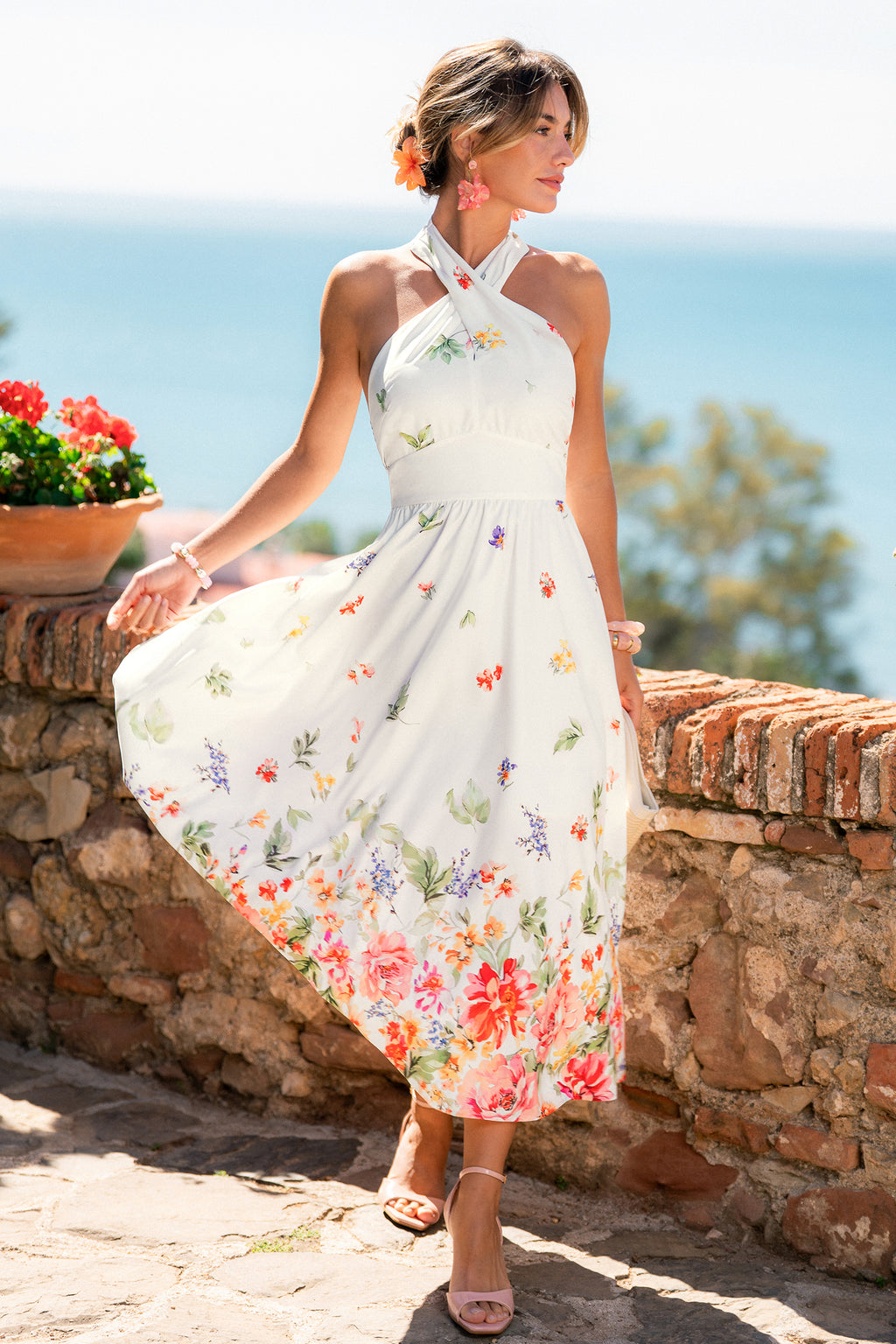 Weiß Geblümtes Midi-Urlaubs-Sommerkleid mit hohem Ausschnitt