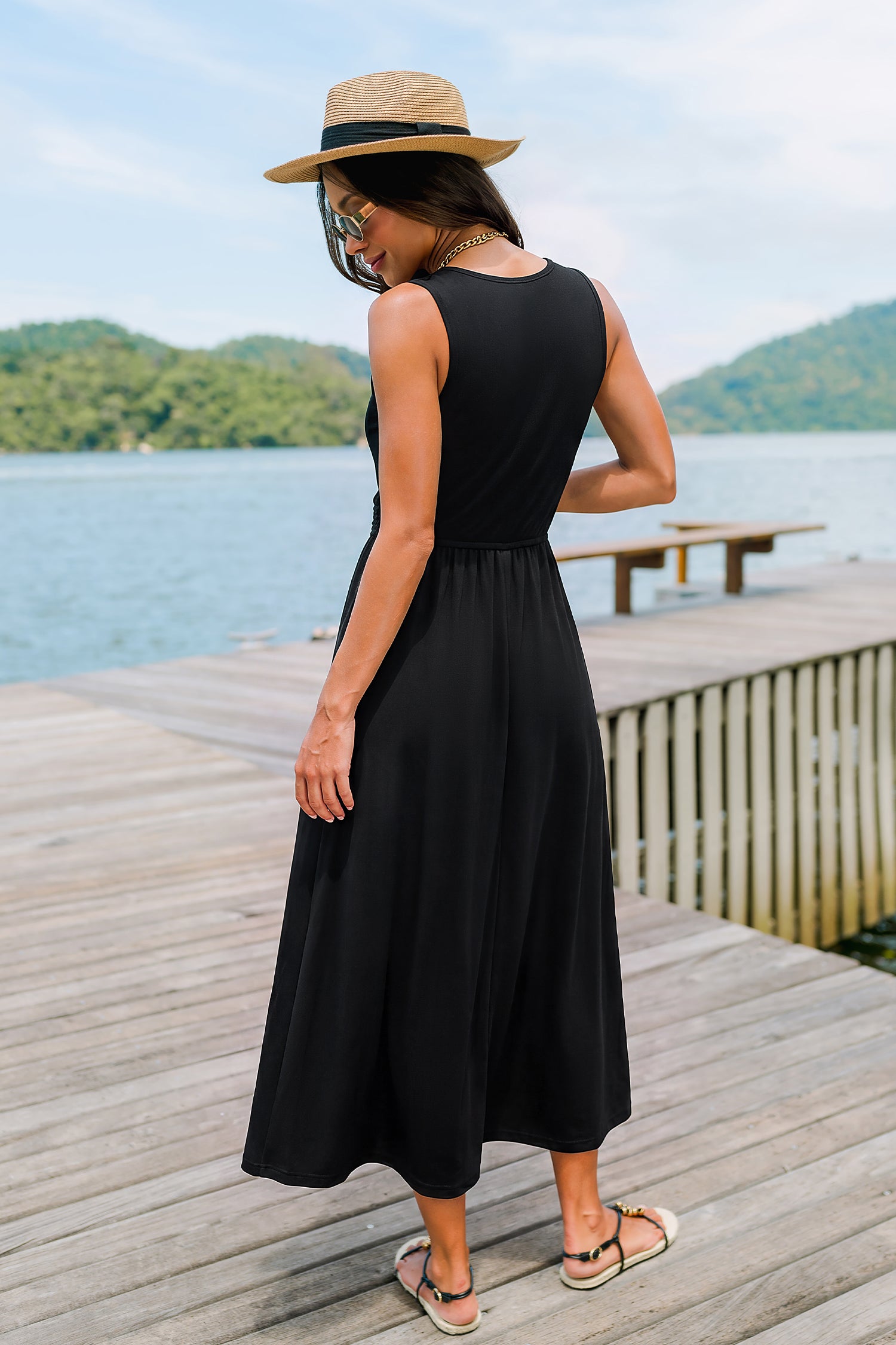 Schwarzes Ärmelloses Midikleid mit Rundhalsausschnitt