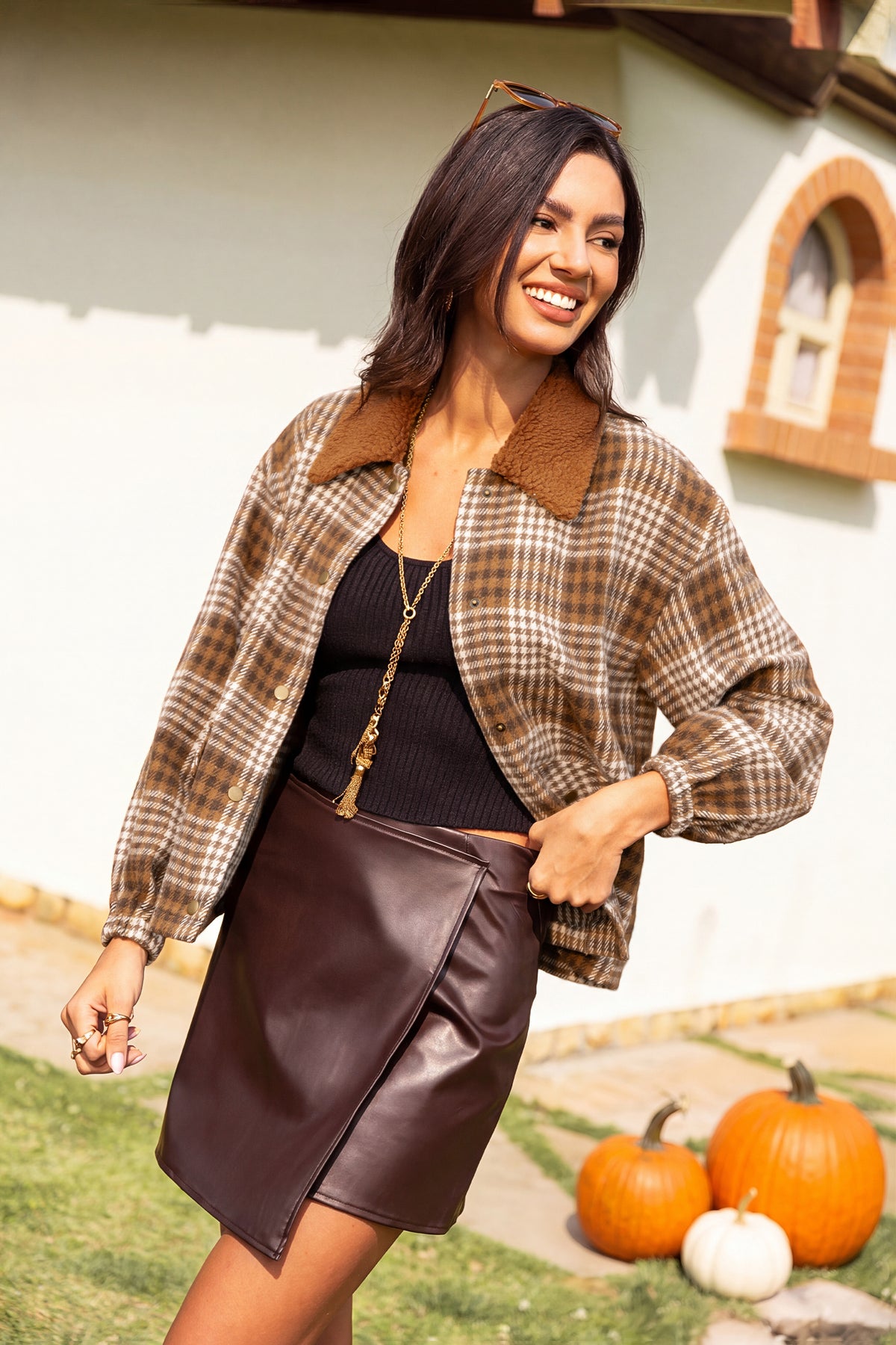 Karierte Jacke mit Kunstfellbesatz