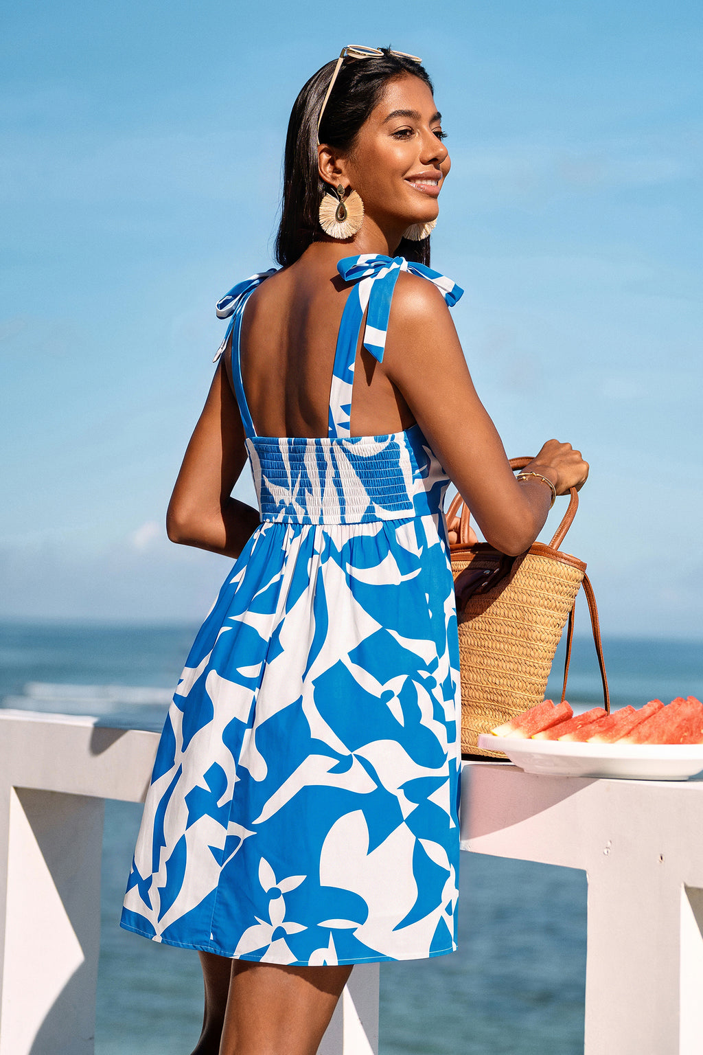 Blau Tropisches Mini-Strandkleid mit V-Ausschnitt