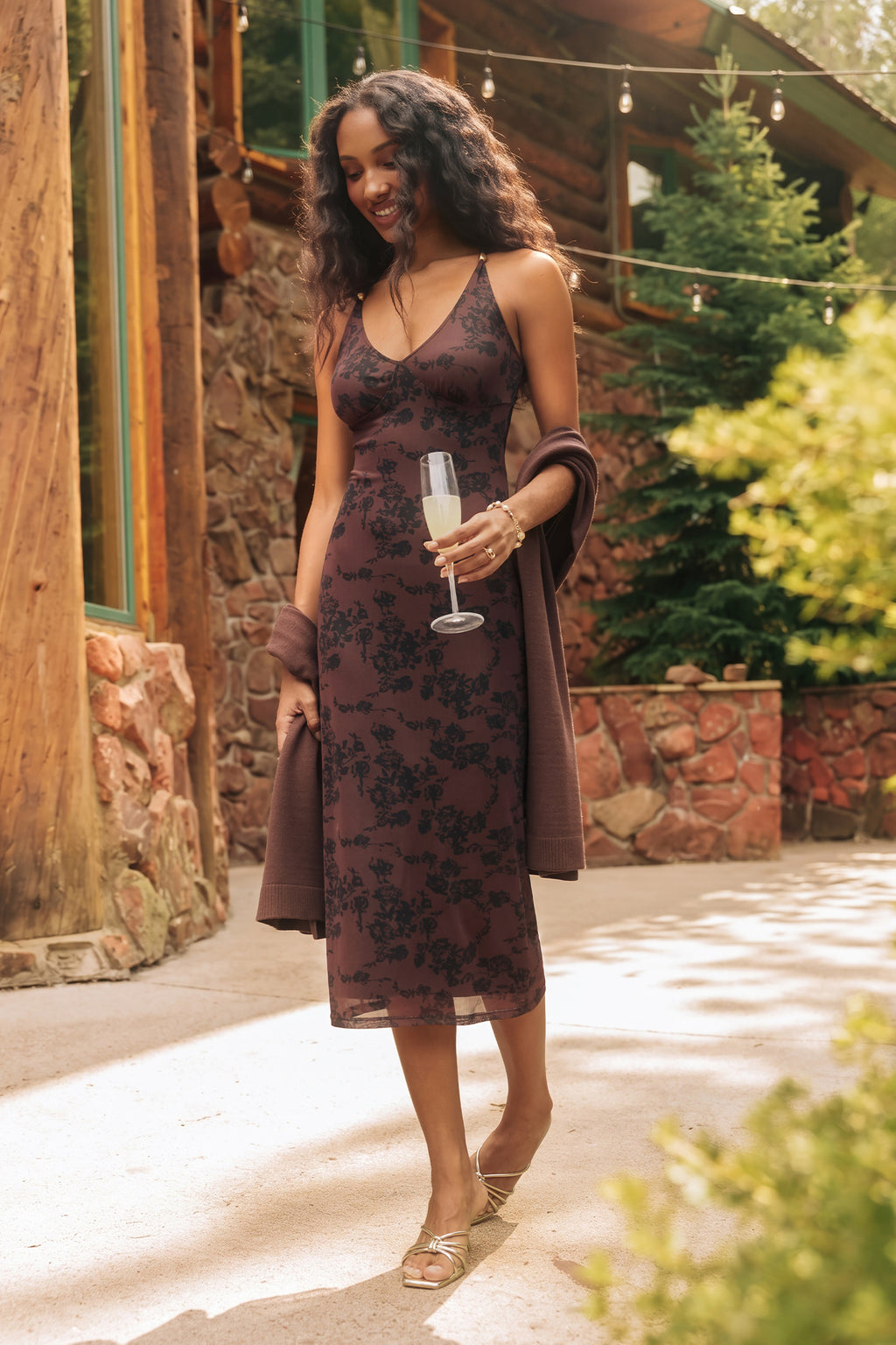Elegantes Geblümtes Midikleid mit V-Ausschnitt