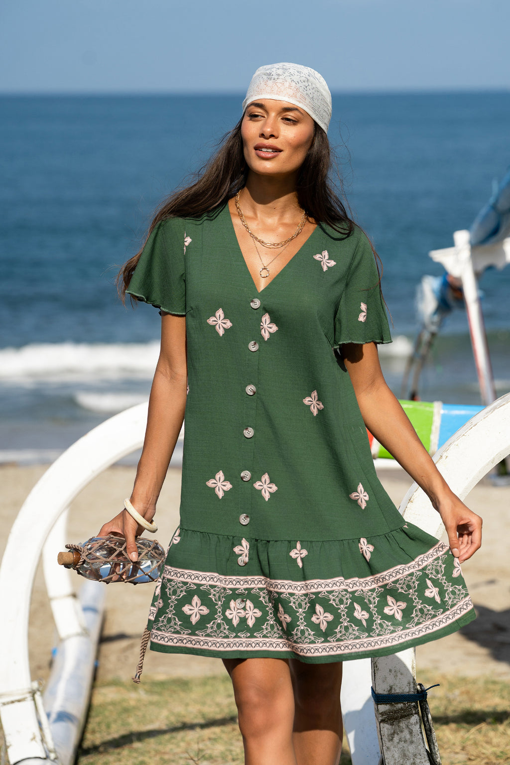 Grünes Kurzarm V-Ausschnitt Mini-Strandkleid mit Blumenmuster