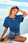 Blaues Kurzarmshirt mit Bootsausschnitt