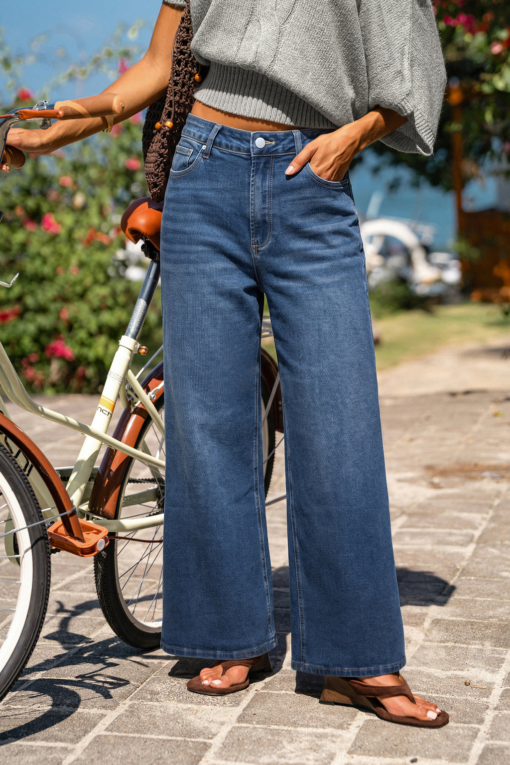 Blaue Ultra-High-Waist Jeanshose mit weitem Bein
