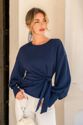 Blaues Langarm-Top mit Knotendetail