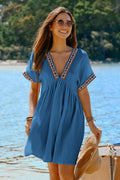 Blaues V-Ausschnitt Baumwoll-Minikleid