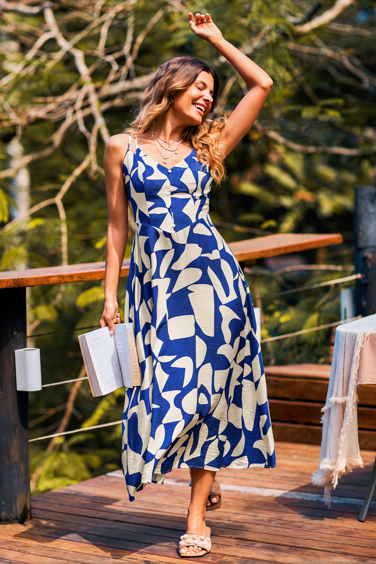 Blau Tropisches Maxi-Strandkleid mit V-Ausschnitt