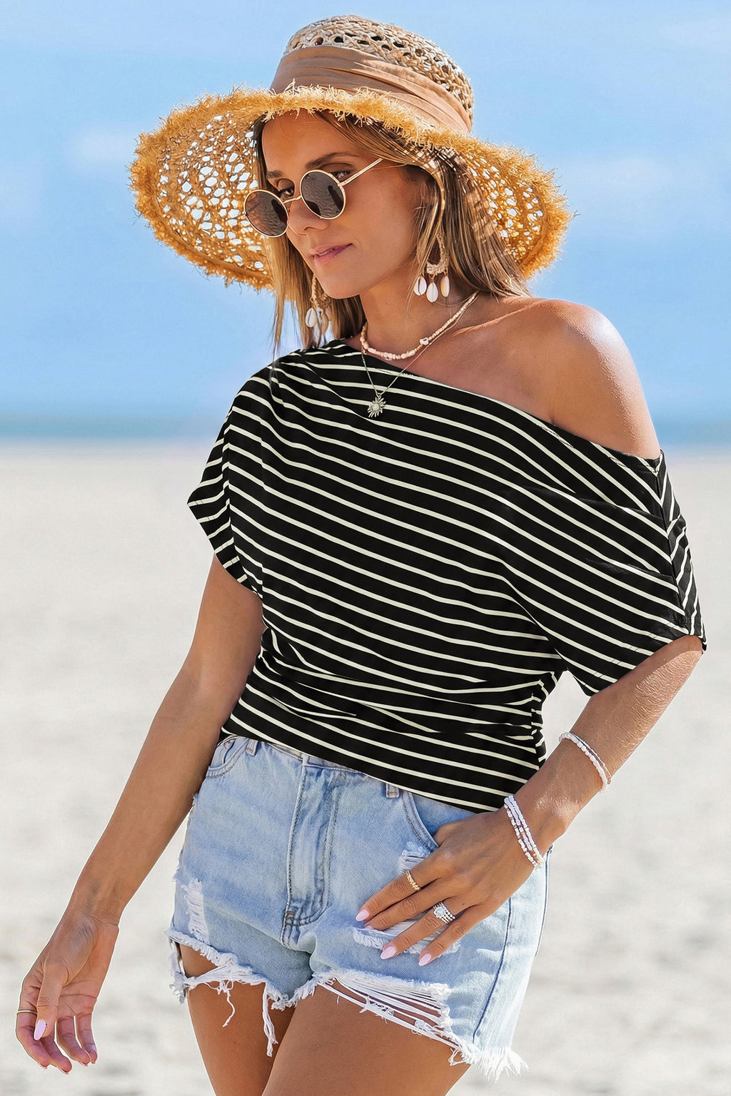 Gestreiftes Off-Shoulder Kurzarmshirt