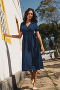 Marineblaues Midi-Freizeitkleid in Wickeloptik